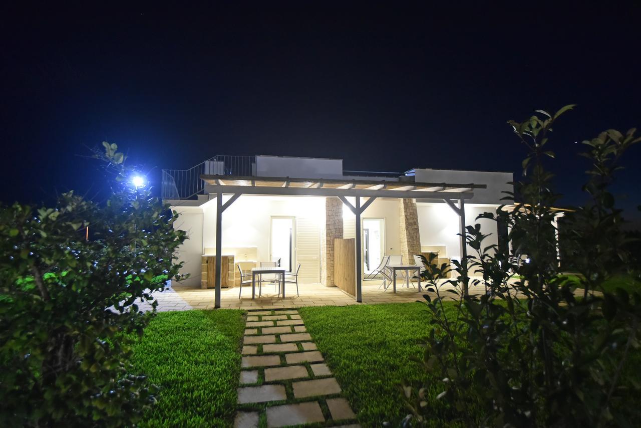 Borgo Fiorito Relais Bed and Breakfast Parabita Eksteriør billede